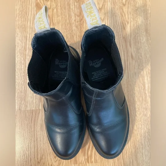 Dr Martens Vegan Flora Boots - Picture 7 of 9